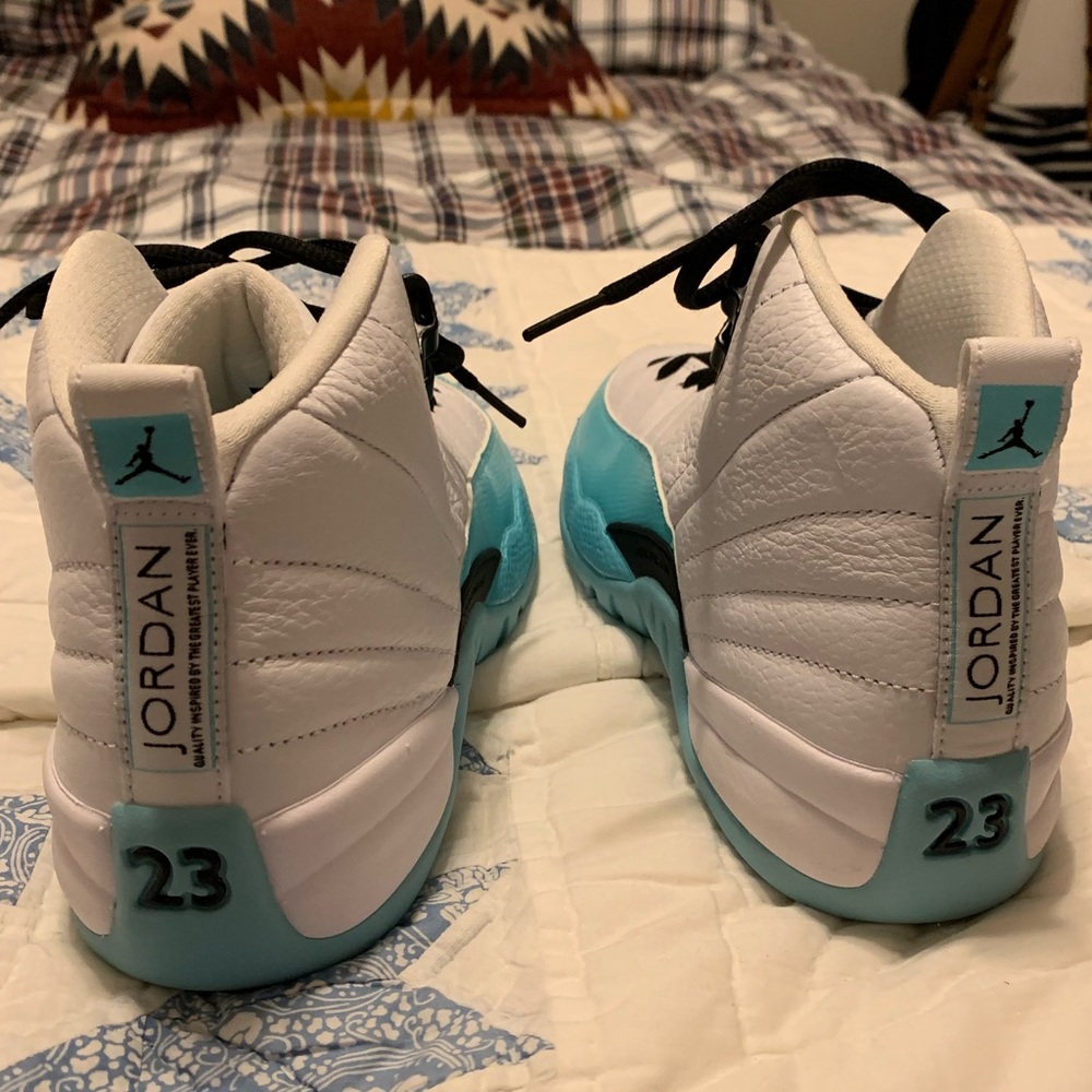 Jordan Two-3 Jumpman Shoes - size 6Y